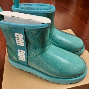 NEW!! UGG Boots